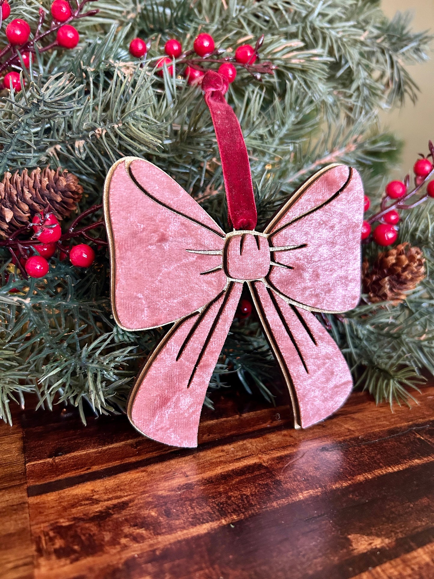 The Elegance Collection: Christmas Bow